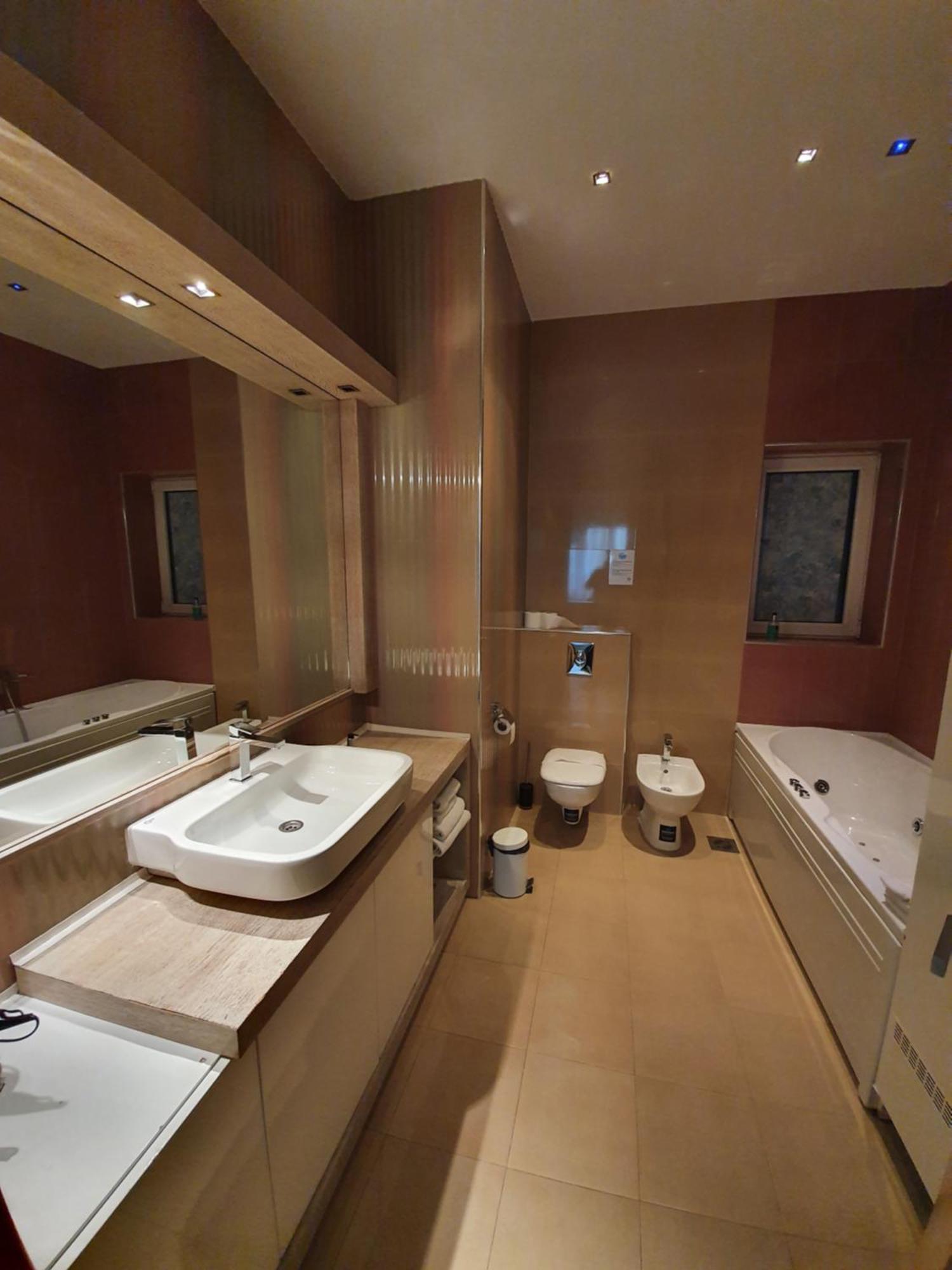 Privilege By Central Park 4*